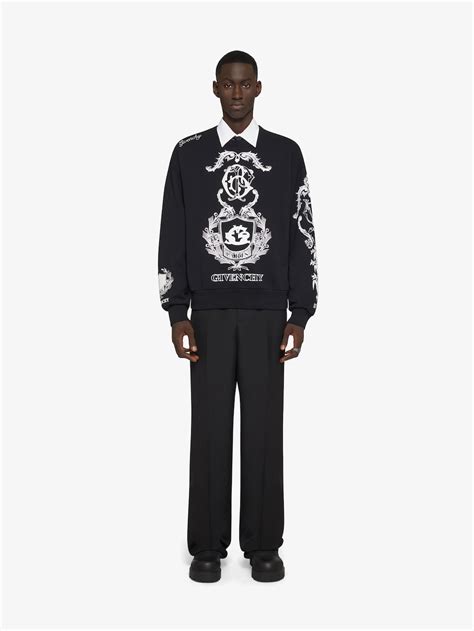 givenchy pullover|Givenchy crest sweatshirt.